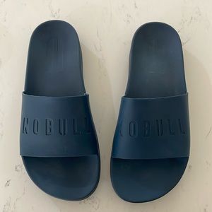 Nobull men’s slides size 10 barely worn